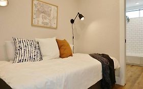 Hip Container Apt - 5 Min Walk To Tiaa Bank